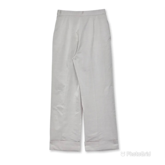 The Row Wionda wide-leg in stretch wool with relaxed cuffed leg - Picture 2 of 11